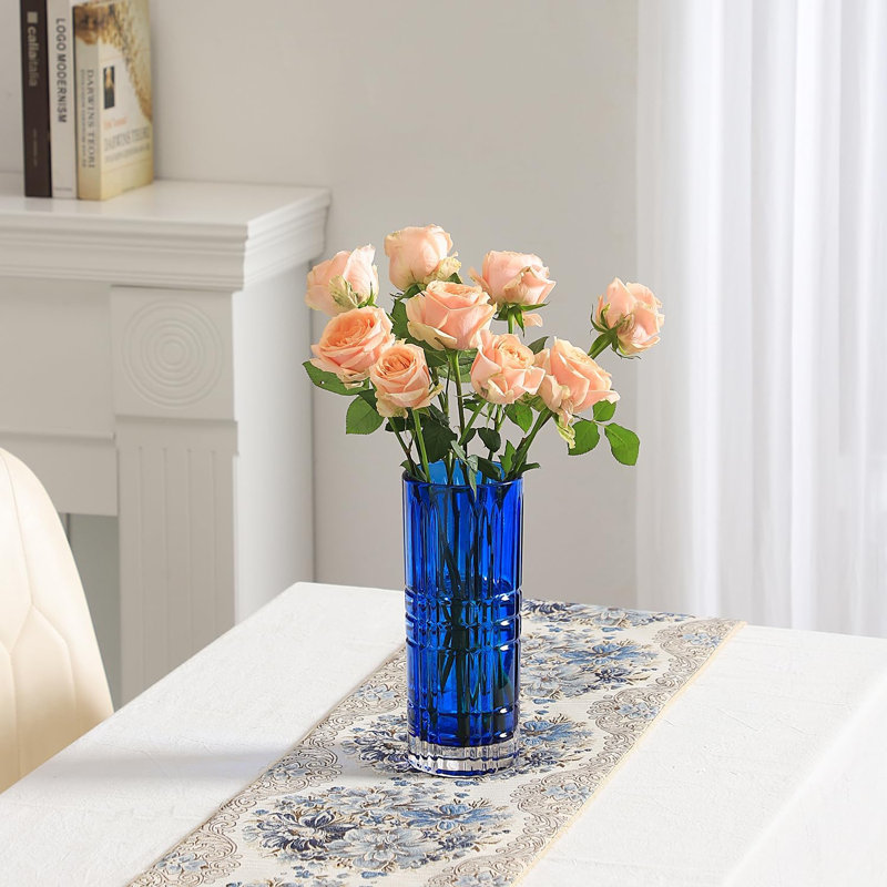 Vase de table en verre Kiruna, Bleu, H 10 po x l 3,95 po x P 3,36 po