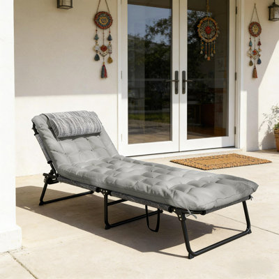 Chaise longue d'extérieur, chaise longue pliante