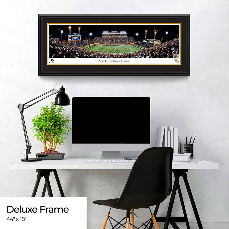 Imprimé de football Wake Forest, H 18 po x l 44 po x P 0,88 po, Cadre simple noir, Oui