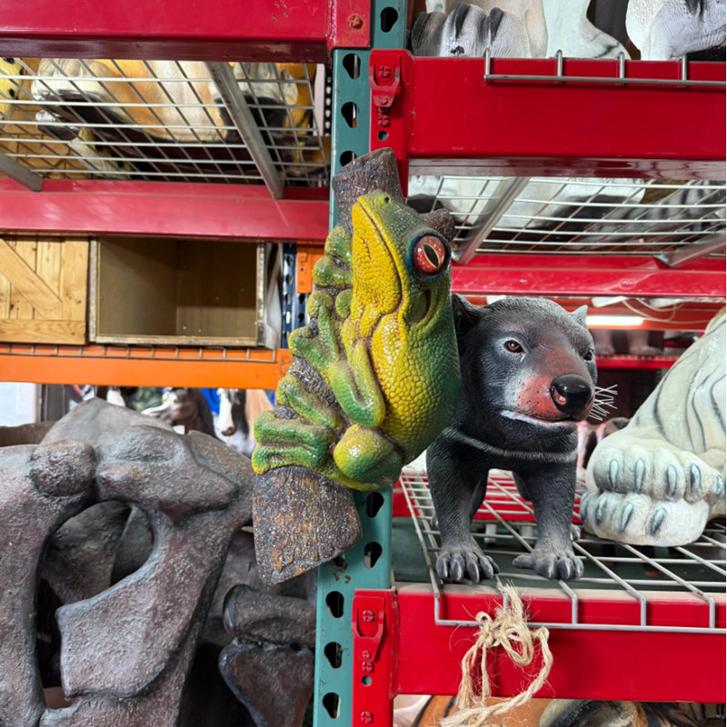 Statue de petite grenouille Drayden