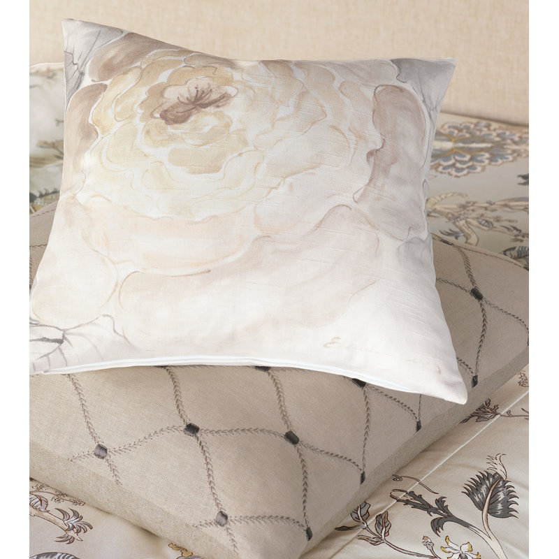 Edith Square Pillow Cover & Insert