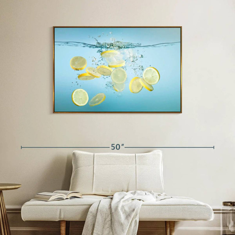 Tranches de citron dans l'eau, Cadre flottant doré, 40 po x 27 po