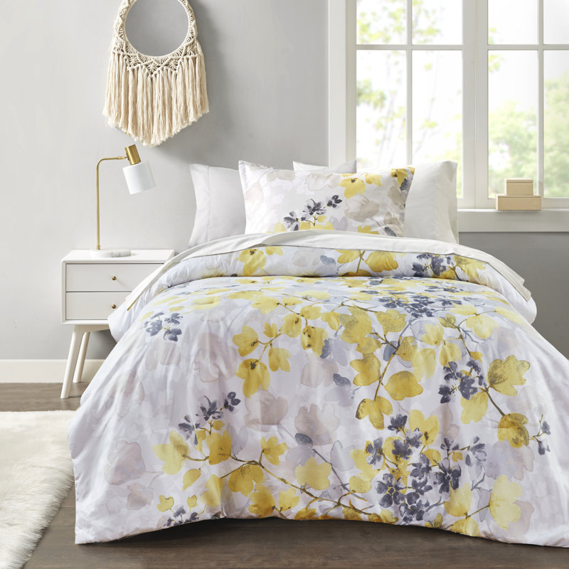 Magnifique édredon avec des draps, Grand édredon et 8 pièces supplémentaires