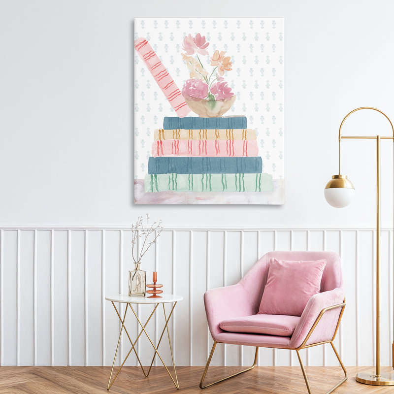 Fleurs pastel et livres sur toile, design par Lucille Price, H 30 po x l 24 po