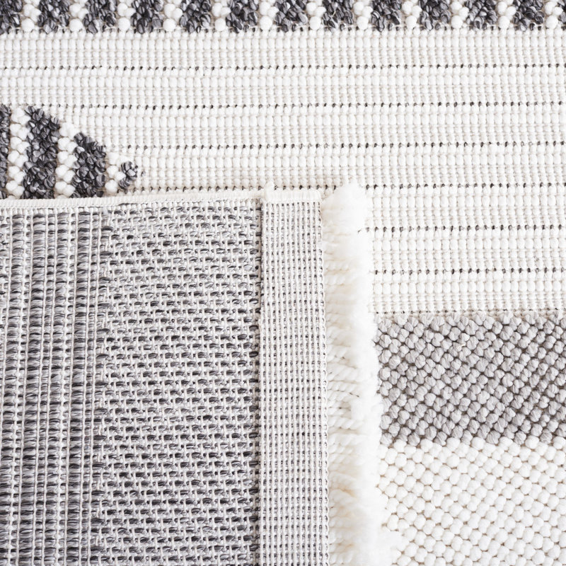 Tapis gris tissé à la machine à motif géométrique, Rectangle 5 pi 3 po x 7 pi 6 po