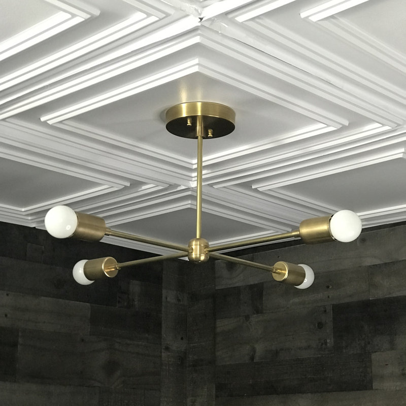Lustre moderne Toutouta, Laiton brut