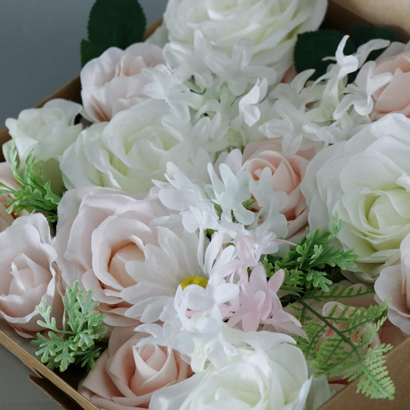 Ensemble de roses artificielles en soie avec tiges pour décoration intérieure