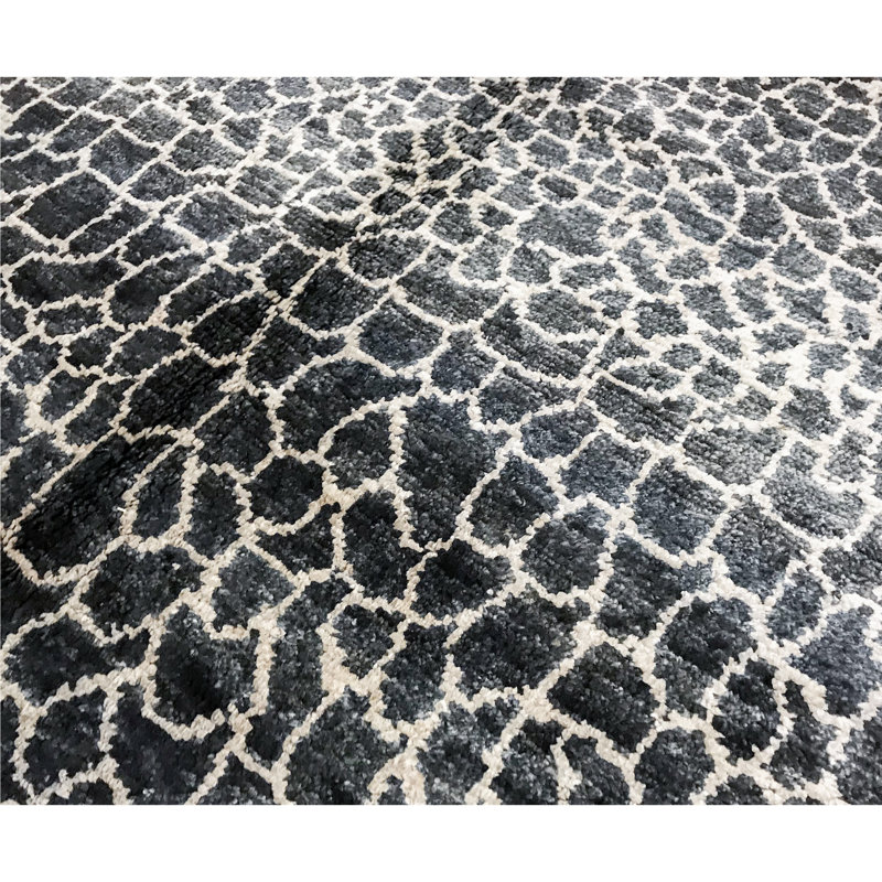Hand-Knotted High-Quality Charcoal Area Rug