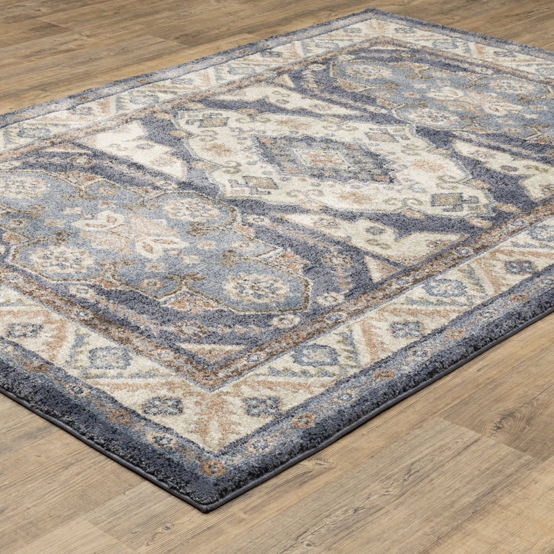 Tapis traditionnel bleu / rouille Genesis Triple Medallion, Rectangle 6 pi 7 po x 9 pi