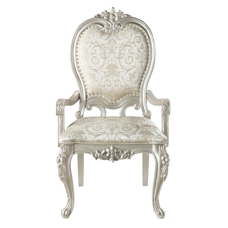 Tissu et champagne paire de fauteuils 2 - capacité de poids de 220 lb. 24 po de largeur d'assise, 21 po de profondeur, 19 po de hauteur, 25 po de hauteur d'accoudoir. Coussins de dossier confortables et à densité de mousse D22. Fabrication
