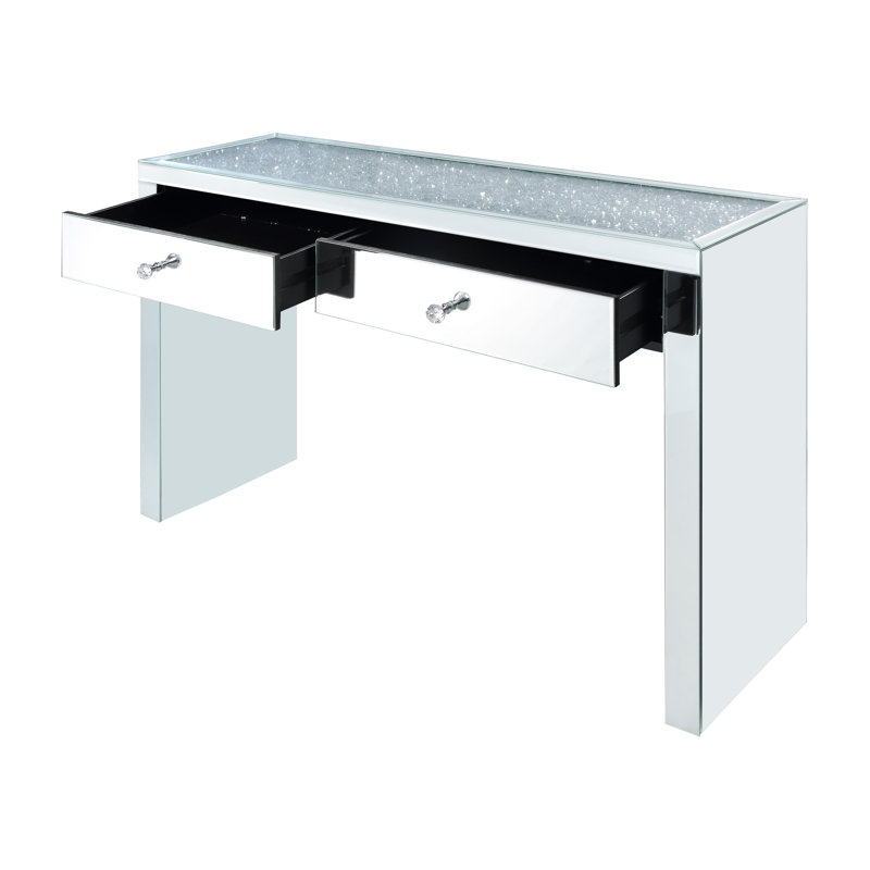 Console, miroir et faux diamants