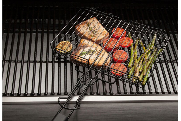 BBQ Essentials to Set Your Next Backyard Party Up for Success