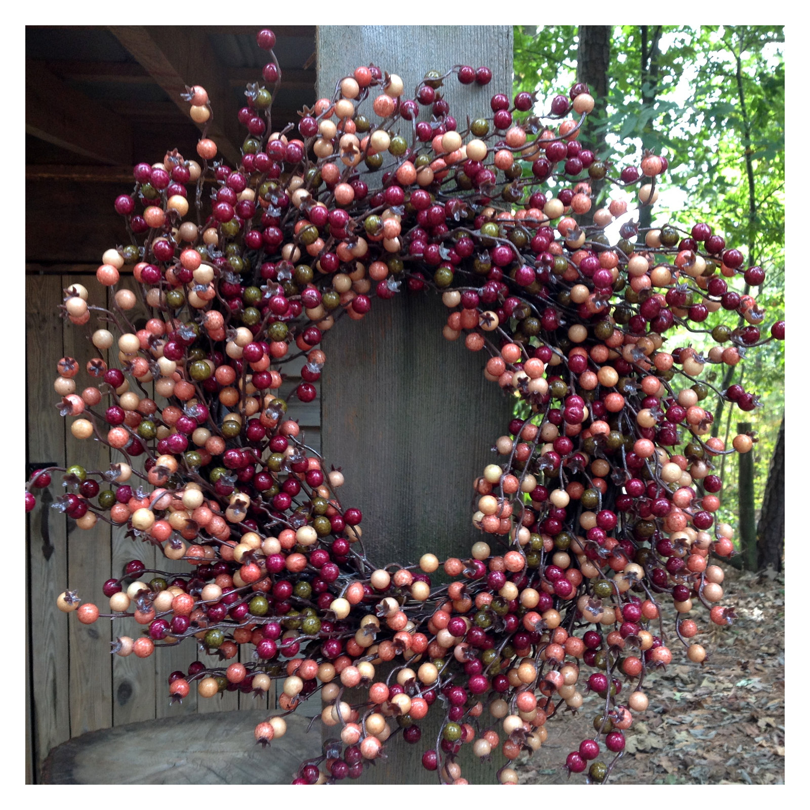 22'' Berry Silk Wreath