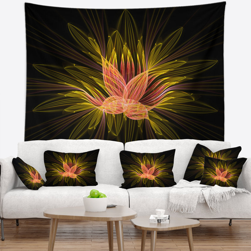 Fleur fractale en tapisserie foncée, H 78 po x l 92 po