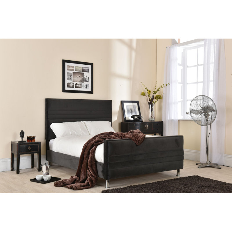Upholstered Bed, Small Single (2'6), Crushed Velvet, Silver