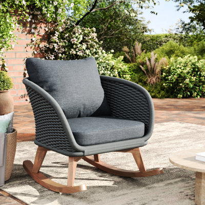 Chaise berçante contemporaine grise de 29,5 po, coussins moelleux, design, idéale pour la terrasse, le balcon, le salon, avec chaise de style moderne et transitionnel avec coussins, structure en bois fiable