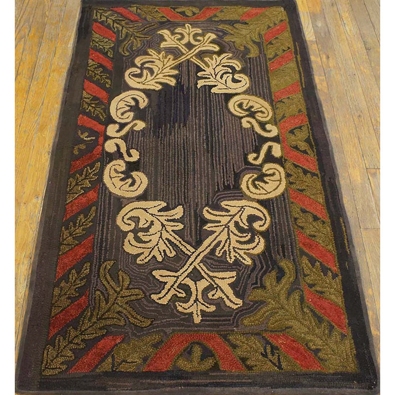 Small Scatter Size American Hooked 1930s Antique Wool Rug