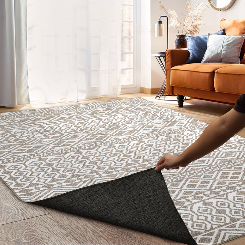Khawlah Washable Geometric Indoor Rug, Rectangle 8' x 10'