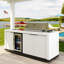 Ensemble de cuisine d'extérieur de 83 po avec comptoirs et côtés en pierre blanche, gril à 4 brûleurs, évier et robinet en acier inoxydable (km-OKS-3585)
