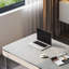 Bureau minimaliste élégant haut de gamme-561571318