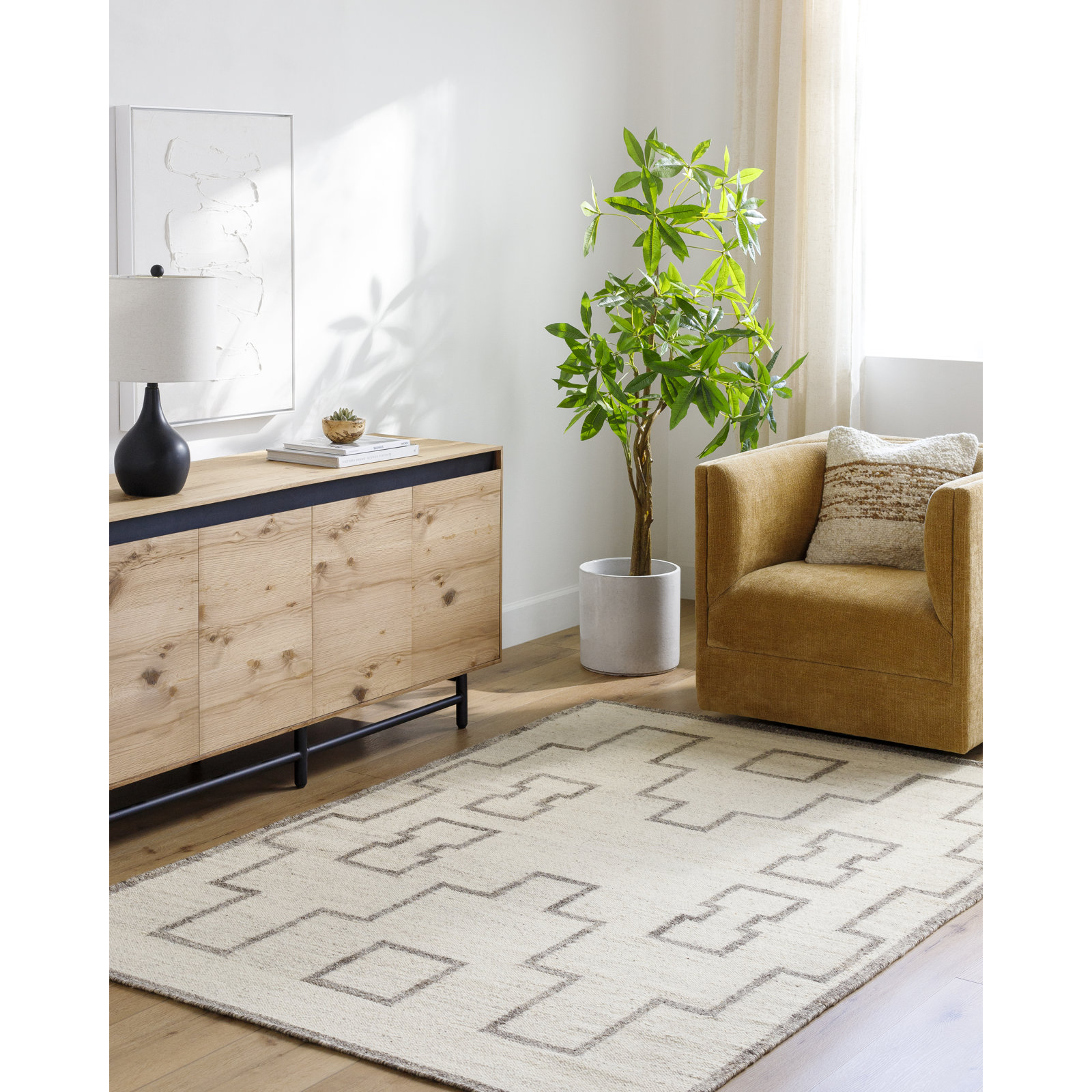 Kardarius Hand-Woven Moroccan Rug, Rectangle 5'7" x 6'