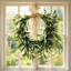 Couronne de feuilles d'olivier artificielles avec nœud rustique en toile de jute, 50 cm (19,69 po), fausse verdure à suspendre pour porte d'entrée, mur, décoration de maison de style champêtre et décoration de mariage