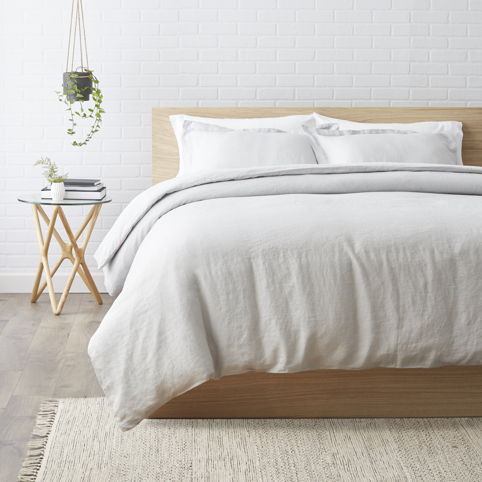 Frazier Linen Duvet Cover Set, Silver Gray, Full/Queen Duvet Cover + 2 Standard Shams