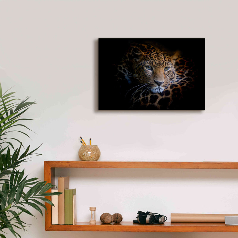 «Sleepy Leopard» par Epic Portfolio, estampe numérique sur toile, H 12 po x l 18 po x P 0,75 po
