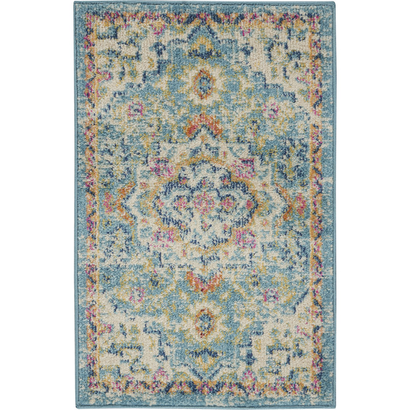 Verda Oriental Indoor Rug, Rectangle 1'10" x 2'10"