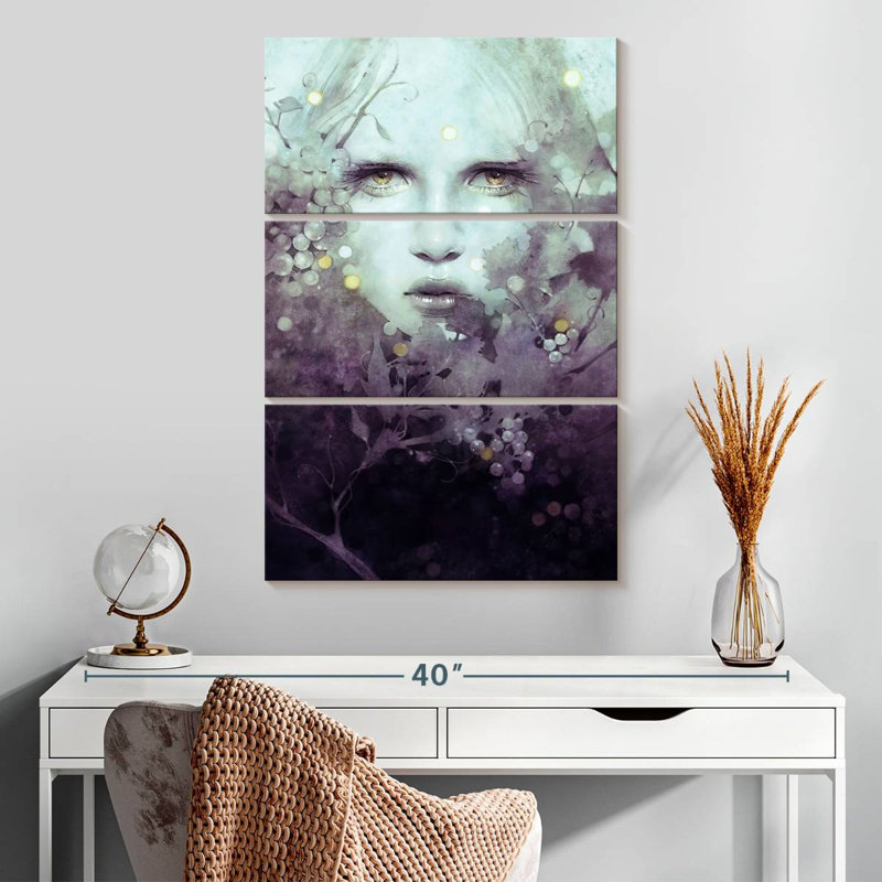 Leisha Queen Vine, 32" H x 20" W