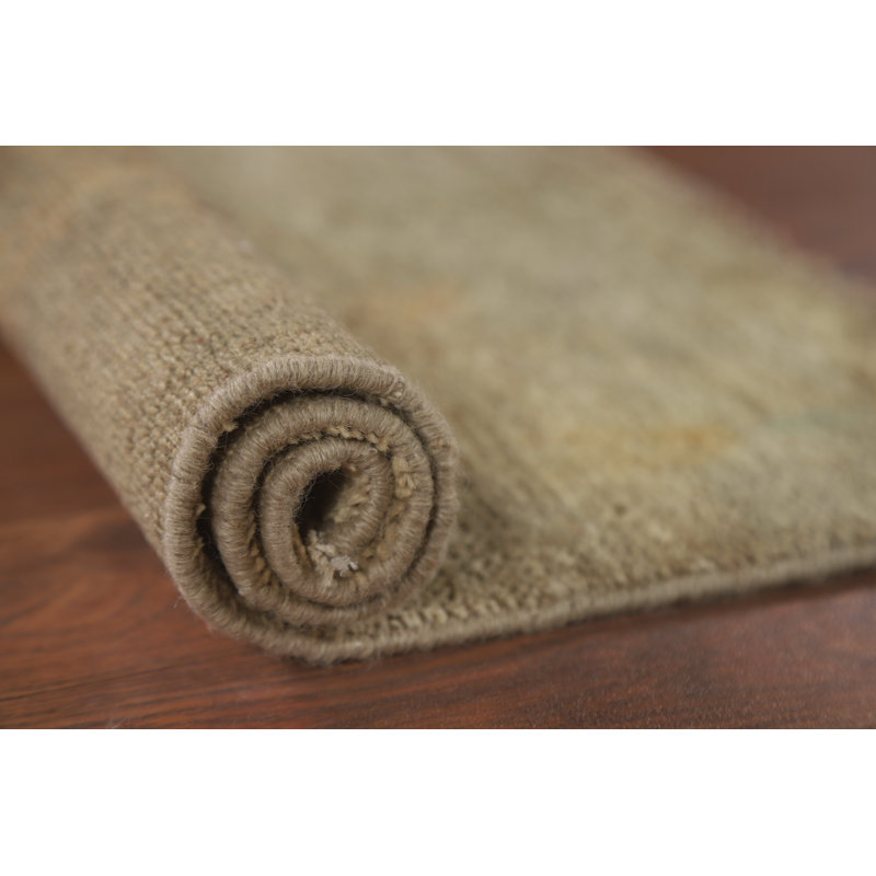 2' 3'' X 2' 0'' Area Rug