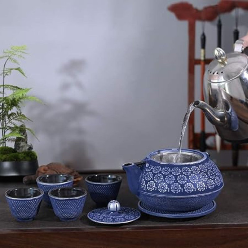 Blue Floral Cast Iron Japanese Teapot Set with 4 Cups