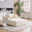 Chaise longue surdimensionnée pour le salon-360582124
