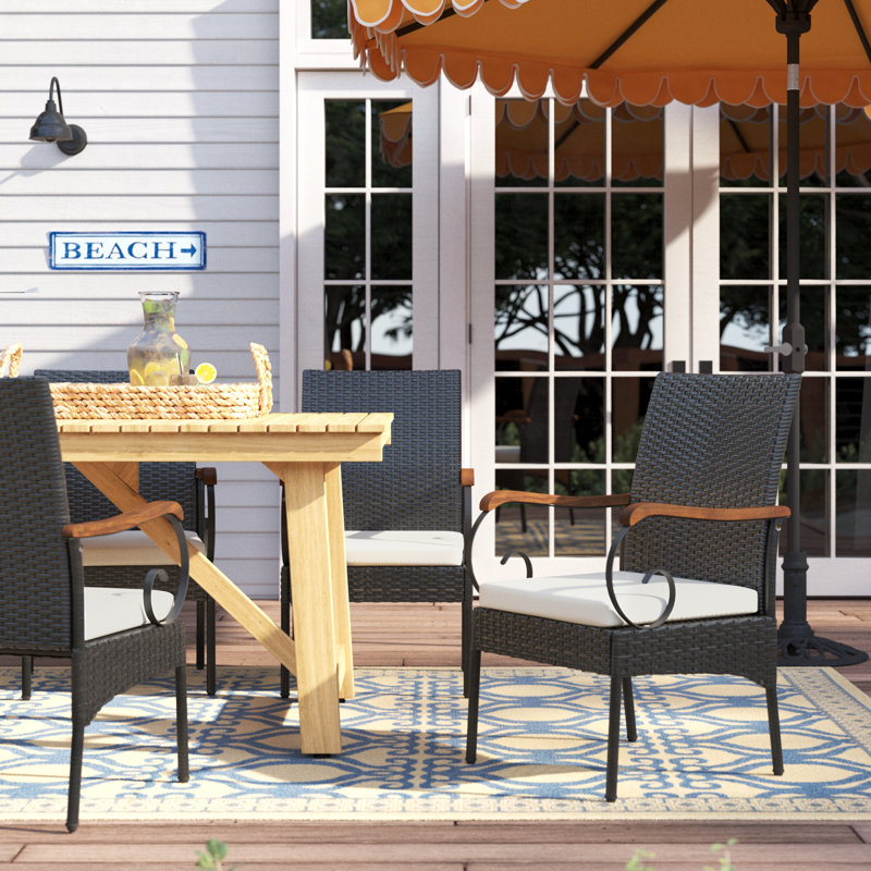 Chaise de patio avec coussin Anatolij