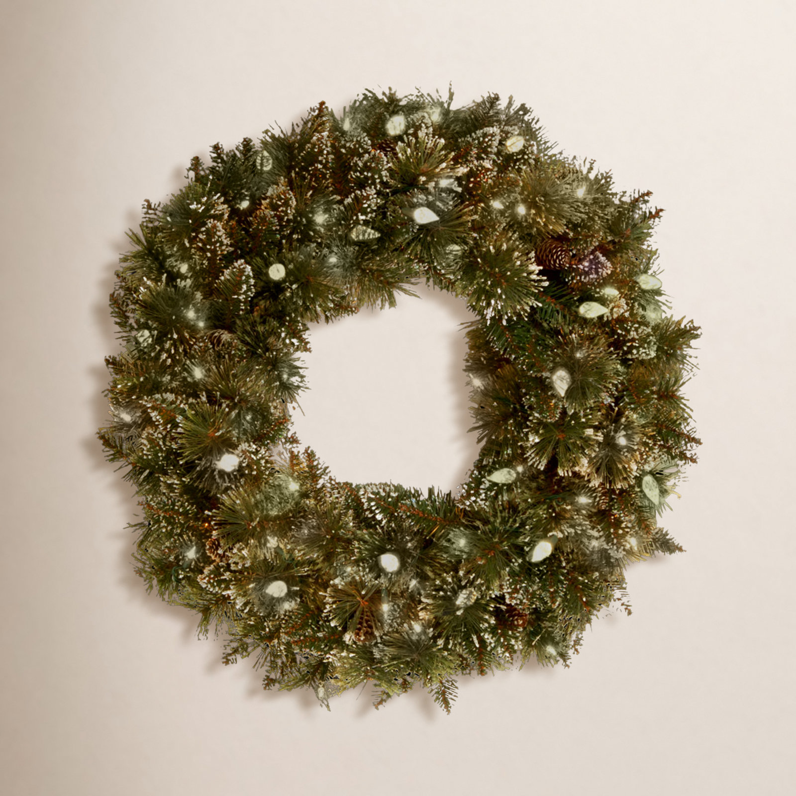 24" Bristle Pine Pre-Lit Wreath