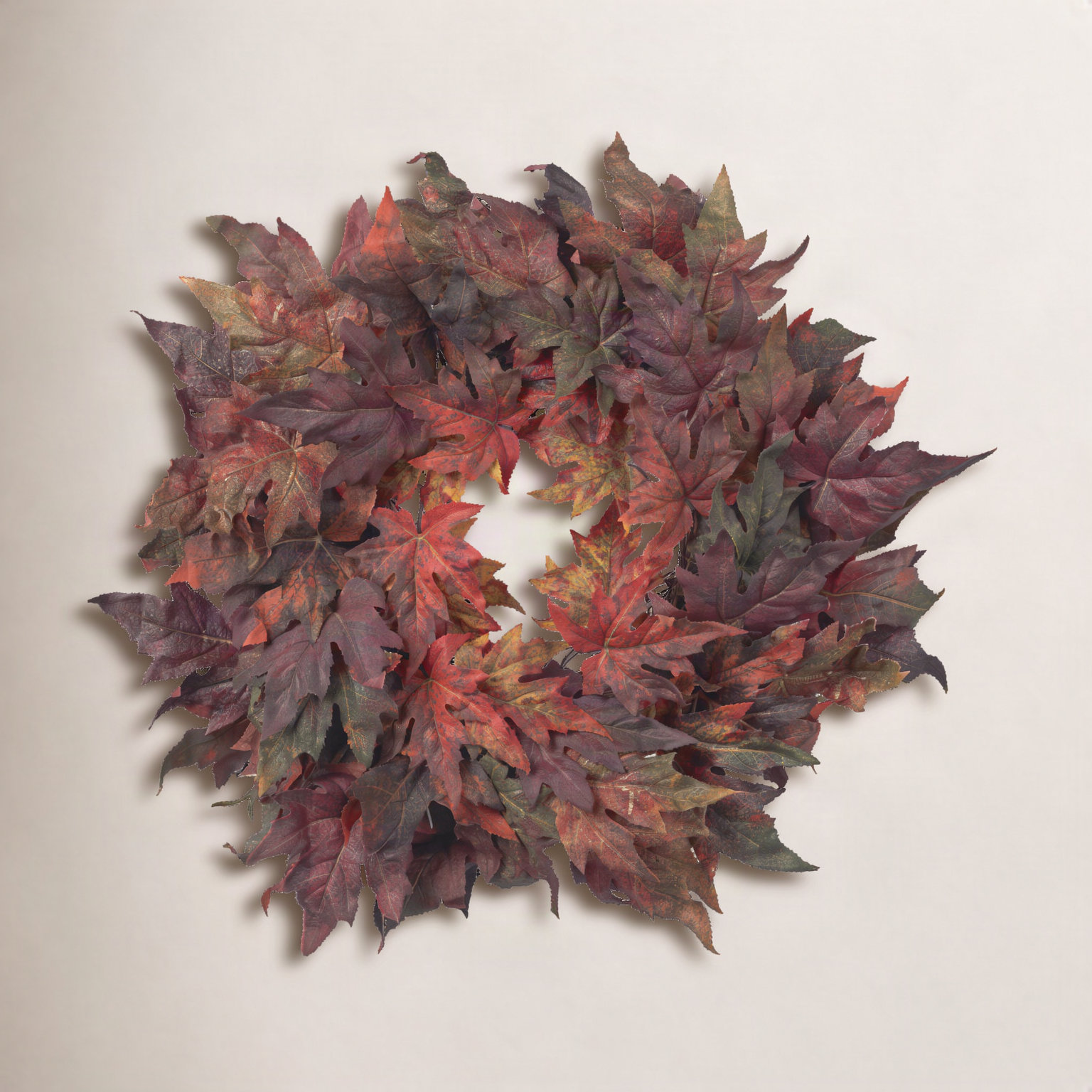 30'' Faux Maple Plastic Wreath
