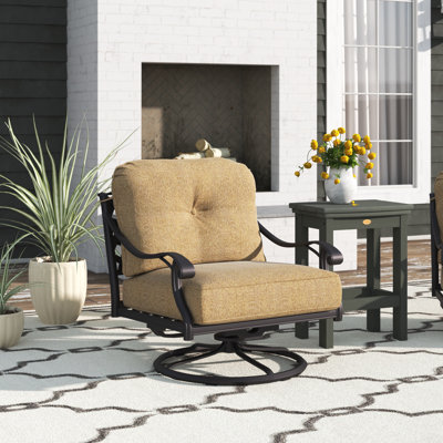 Chaise de patio pivotante avec coussins Frazee