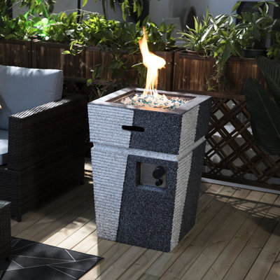 Foyer extérieur en béton pour terrasse, fonctionnant au propane - Largeur : 51 cm, profondeur : 5,6 cm, bleu, puissance : 40 000 BTU, pierres incluses, flamme réglable.