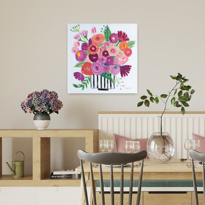 Fleurs roses contemporaines II avec lignes noires et bleues