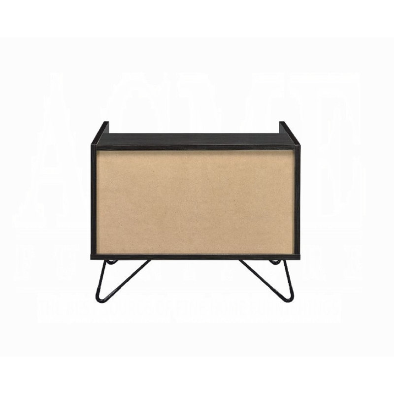 Melkree Accent Table