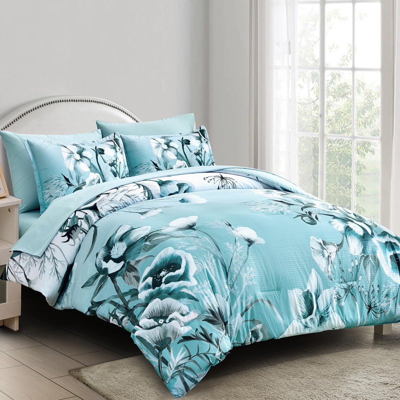 7-Piece Comforter with Sheet Set Soft Seersucker Microfiber All Season Bedding Set, Aqua