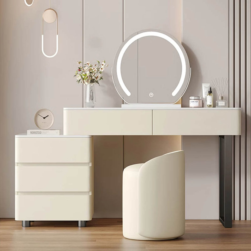 Nkiya, White/Cream