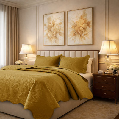 Floral Embossed Microfiber Quilt Set Pre-Washed  Soft Bedspread