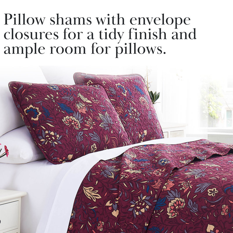 Blooming Blossoms Microfiber Quilt Set, Twin/Twin XL Quilt + 1 Sham, Red