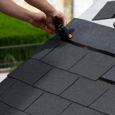 Asphalt shingle