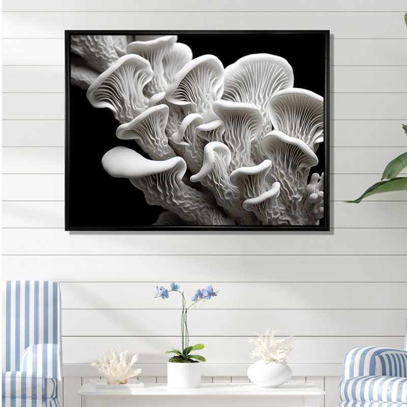 «Black and White Anemone Reef - Coastal Coral Under Water», reproduction sur toile encadrée, Cadre flottant noir