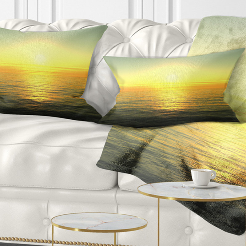 Coussin de soleil sur les eaux beach, Rectangle 12" x 20"