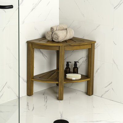 Tabouret de coin de douche en bois d'acacia naturel 18 po Maris, banc de salle de bain intérieur / extérieur à 2 niveaux avec tablette de rangement pour salle de bain et spa