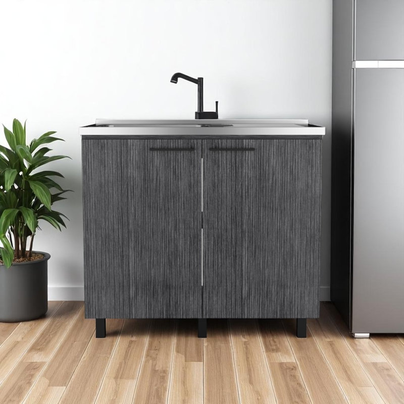 Armoire utilitaire avec évier, 89 cm x 99 cm, en acier inoxydable gris foncé et argent et bois.