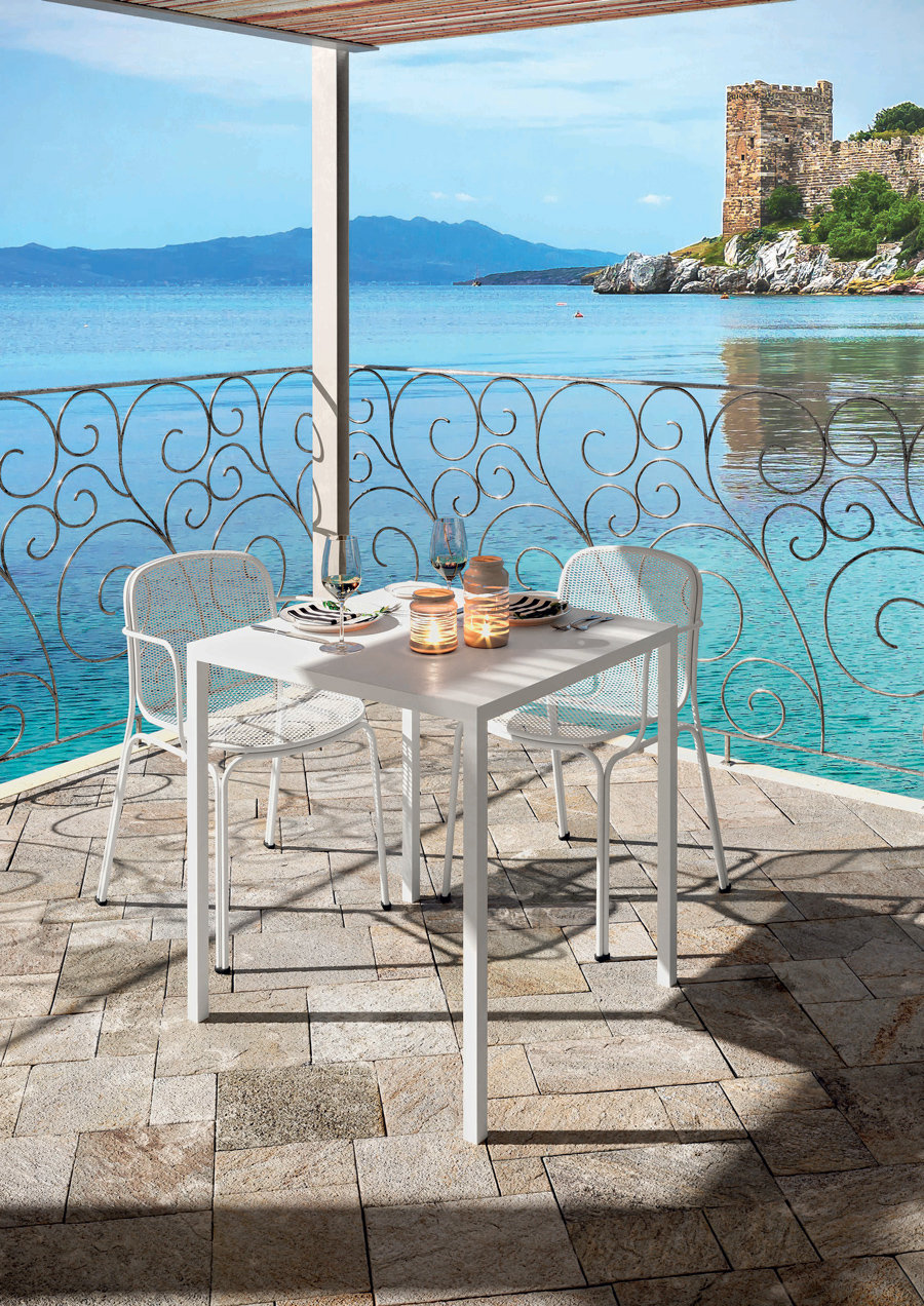 Stackable Patio Armchair, White